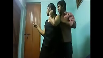 Indian Teen Gets Cozy And Aroused In Snuggly Video