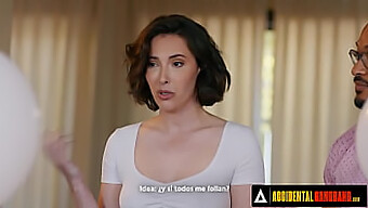 سكس جماعي غير مقصود: يتم اختراق كيسي كالفيرت لقتل الوقت مترجم فرنسي