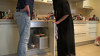 British Plumber Cheats With Muslim Housewife In Intense Kitchen Encounter