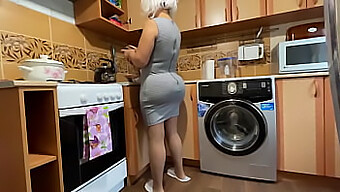 Milf With A Big Ass Takes Anal From The Stepson