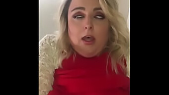 Chubby Girl'S Masturbation With Cumming And Announcing