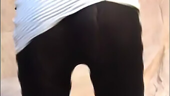 تجربة Pov مع معرضة سمراء تحب أكل الكس